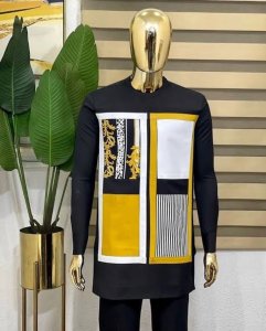 Black embroidery details long sleeve kaftan